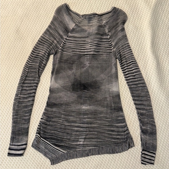 Rock & Republic Women’s XS Tunic - Picture 2 of 5